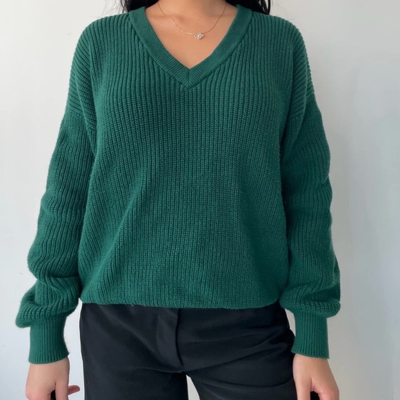 TNA Aritzia Forest Green V-Neck Chunky Ribbed Knit Jumper - Picture 1 of 5